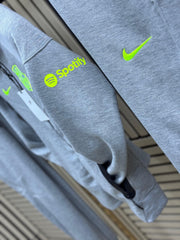 Nike Tech Gris X FC Barcelona