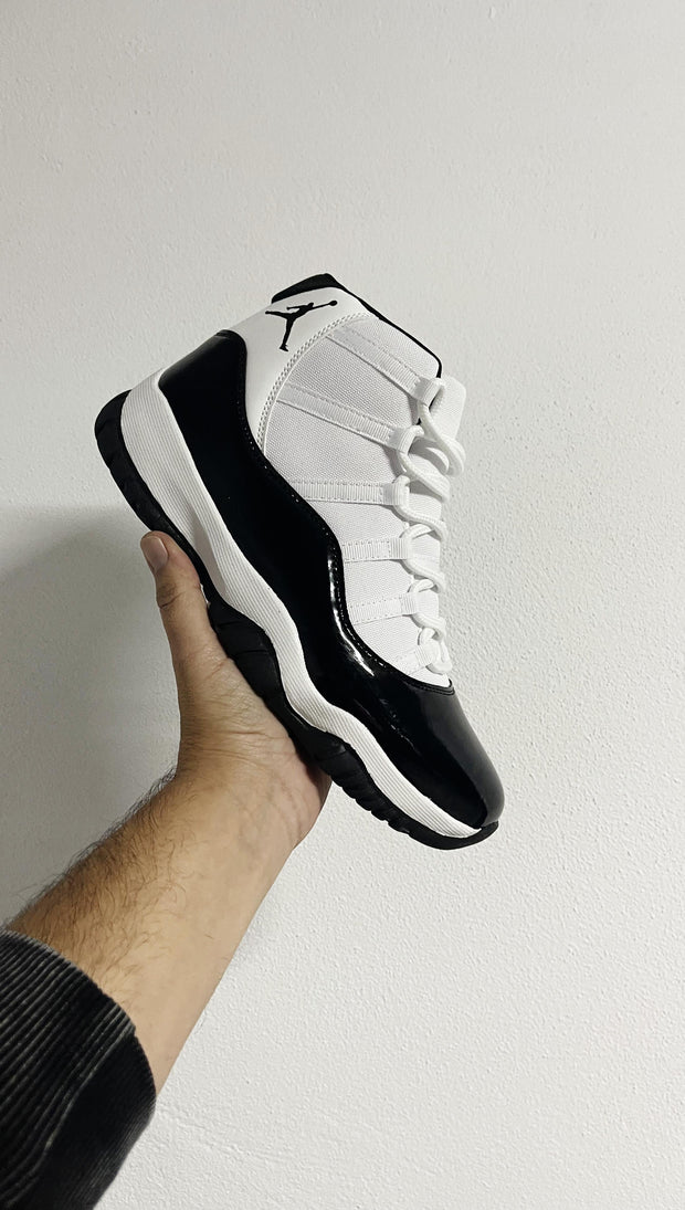 Jordan 11 Grises